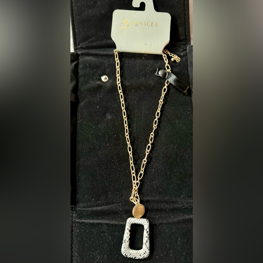Panacea necklace